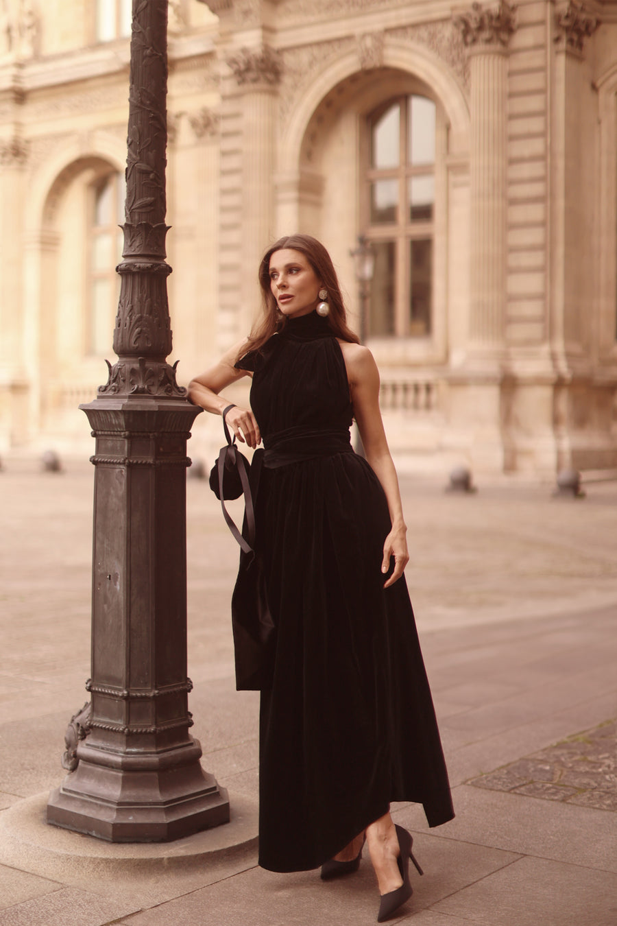 Black Velvet Cadeau Dress