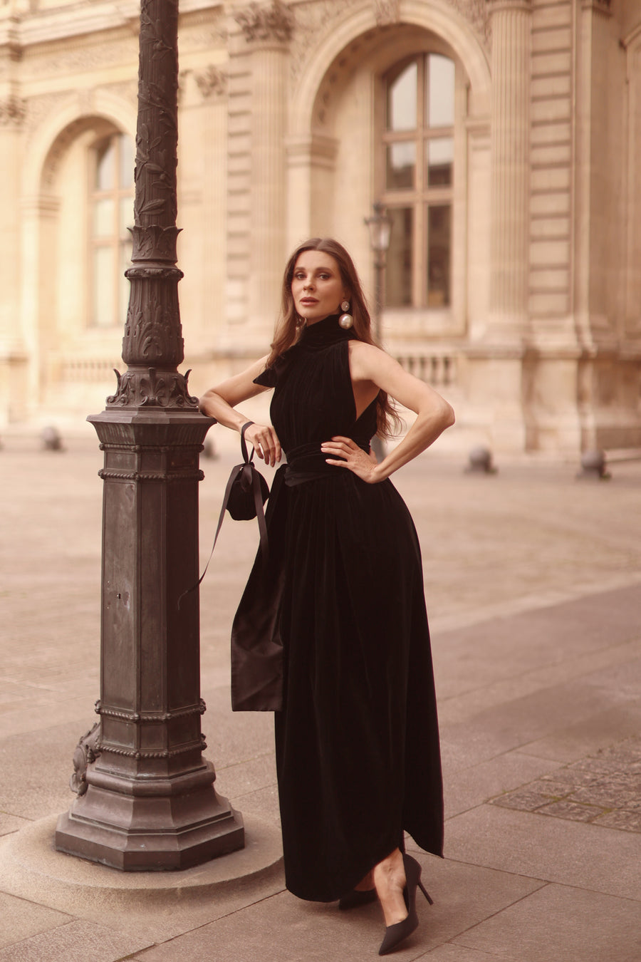 Black Velvet Cadeau Dress