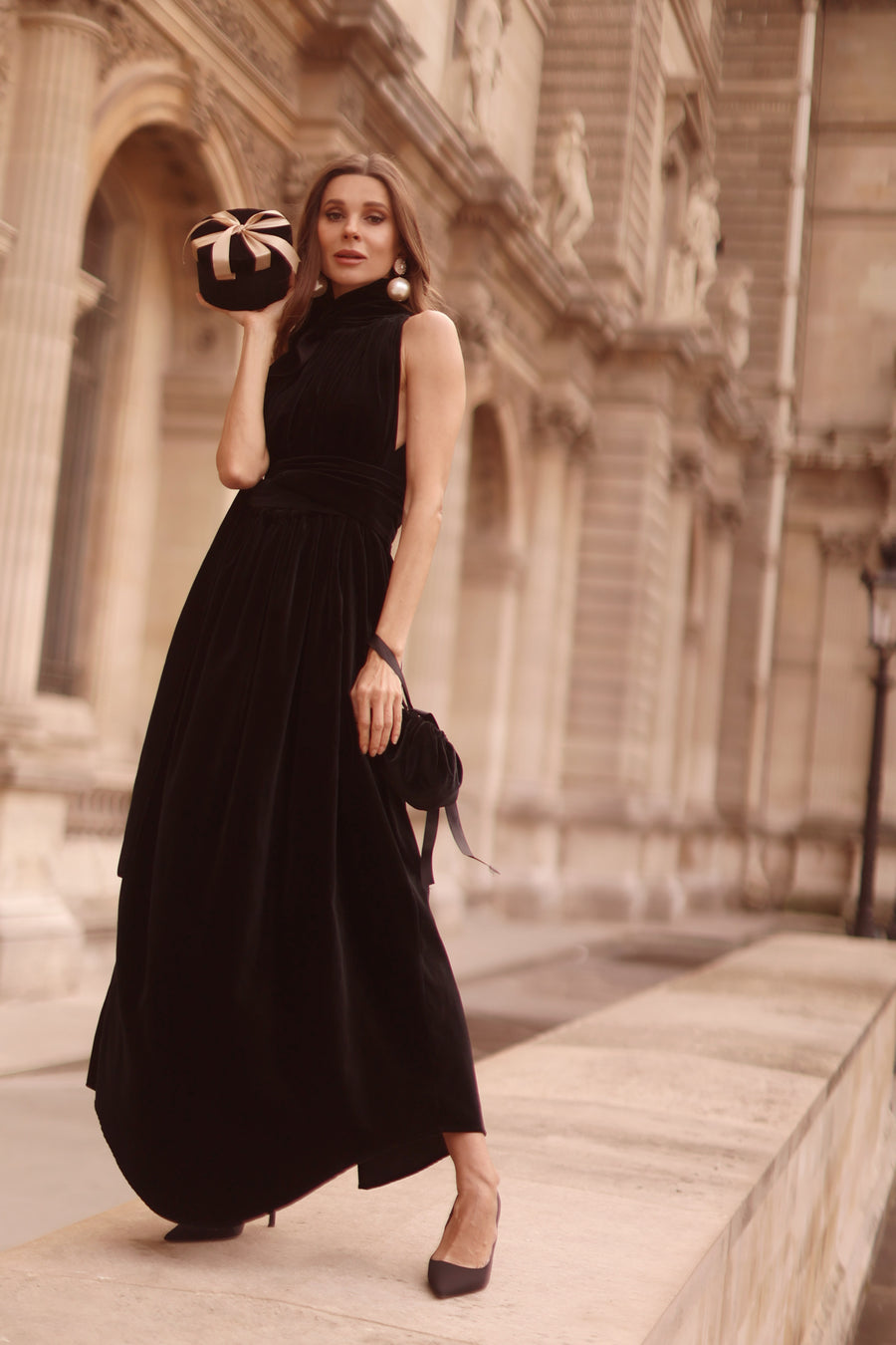 Black Velvet Cadeau Dress