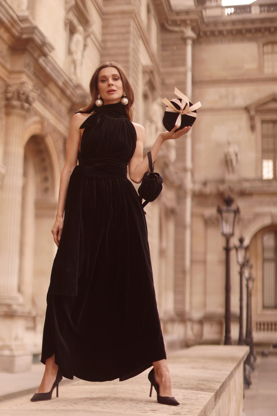 Black Velvet Cadeau Dress